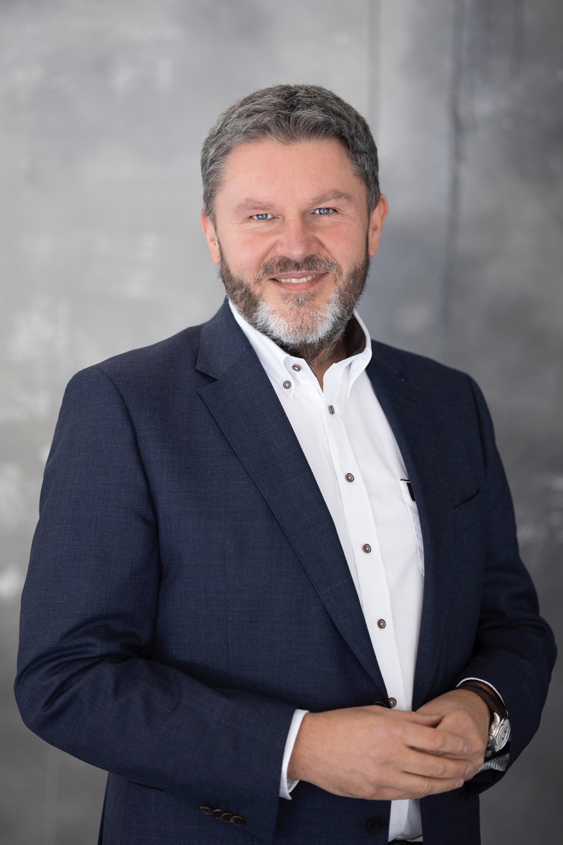 Zmiana pracy codziennością dla osób po 50. roku życia? W jaki sposób dostosować się do dynamiki rynku i walczyć ze stereotypami?