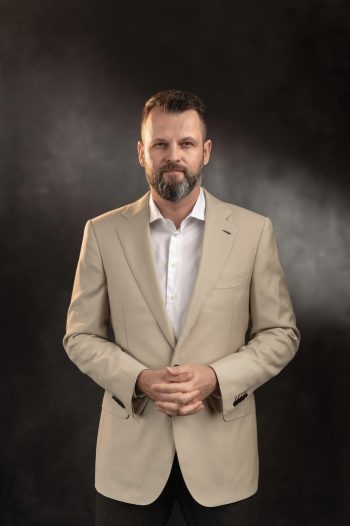 Silni, skuteczni i w kryzysie – dlaczego mężczyźni rzadziej proszą o pomoc?