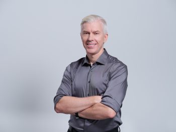 co-decyduje-o-sukcesie-w-pracy-z-ai-cechy-i-kompetencje-ktore-warto-rozwijac