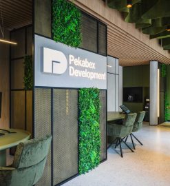 Pekabex Development otwiera nowy rozdział – Rebranding, cyfrowe biuro sprzedaży i pomoc, która zmienia życie
