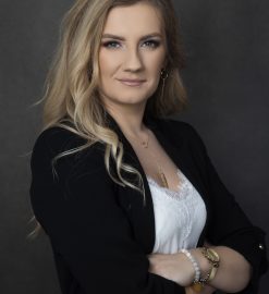Bezpieczeństwo na drodze zaczyna się wtedy,  gdy bierzemy odpowiedzialność za innych ludzi Komentarz ekspercki: Karolina Praszek-Gołębiewska