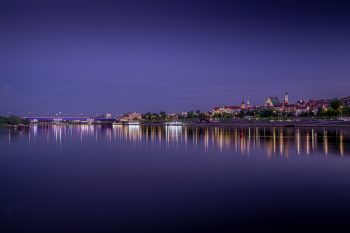 Nocna prohibicja w Warszawie Pierwsze tygodnie pełnego zakazu. Jak nowe przepisy zmieniają nocne życie stolicy