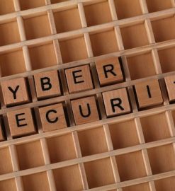 Cyberbezpieczeństwo zaczyna się, zanim powstanie pierwsza linia kodu